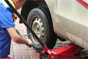 绿春附近拖车24小时服务热线电话